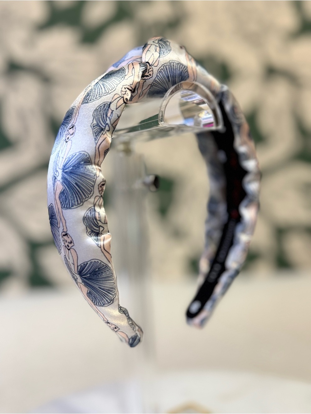 Lele Sadoughi x Marilyn Monroe Twisted Headband LIMITED EDITION New